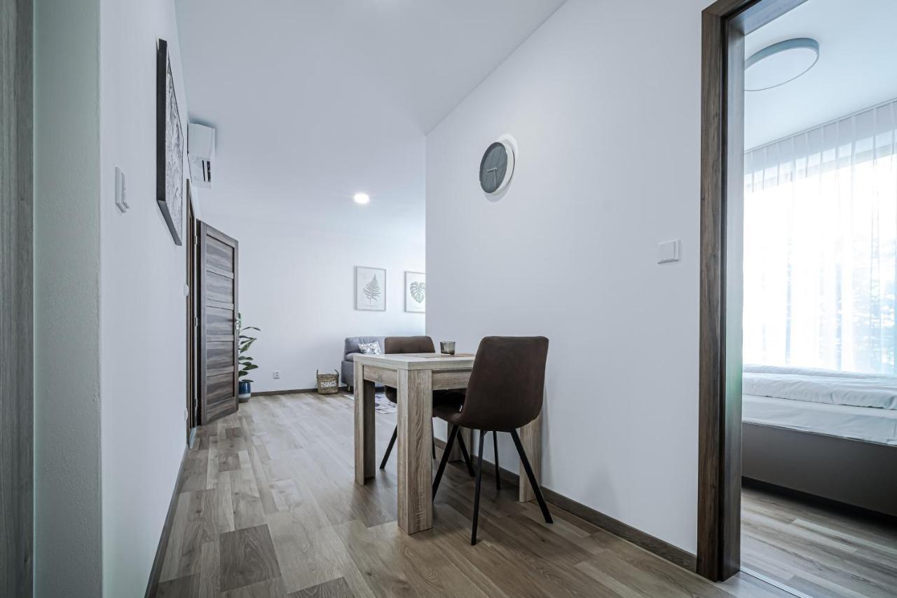 Grunt Apartments Mladá Boleslav Dış mekan fotoğraf